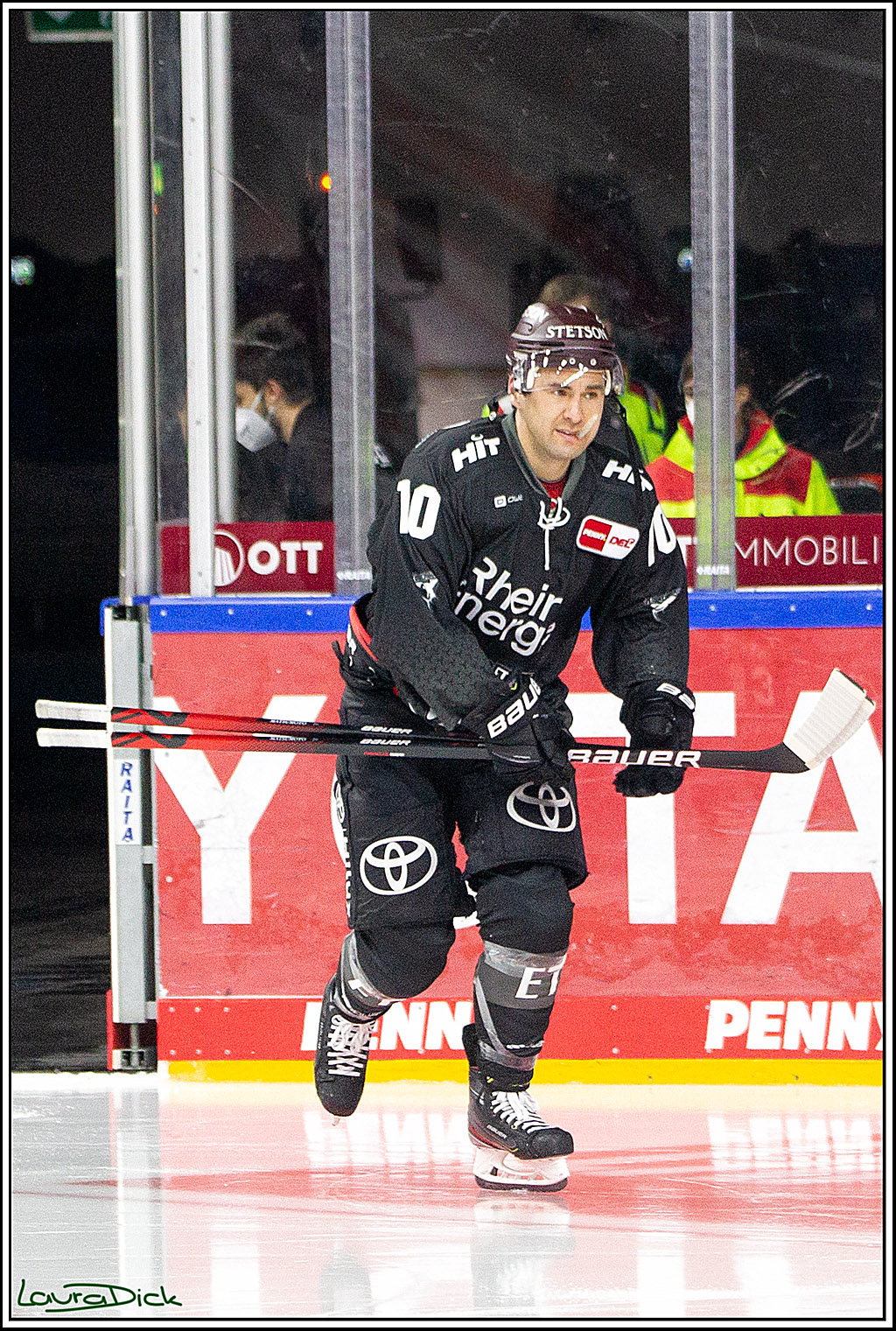 PENNY DEL;  Koelner Haie - Wolfsburg Grizzlys; Koeln, 17.03.2021